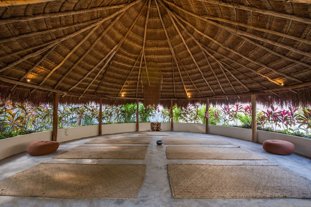 Prana Boutique Hotel