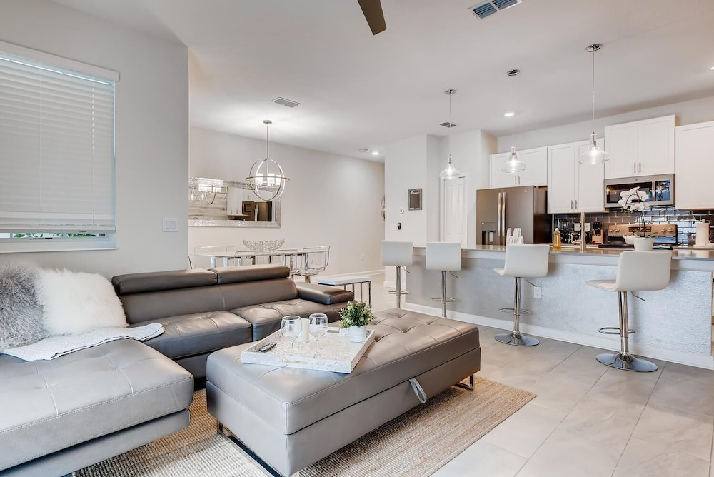 4802 LL Dream Getaway Luxury Townhome w Pool - photo 69