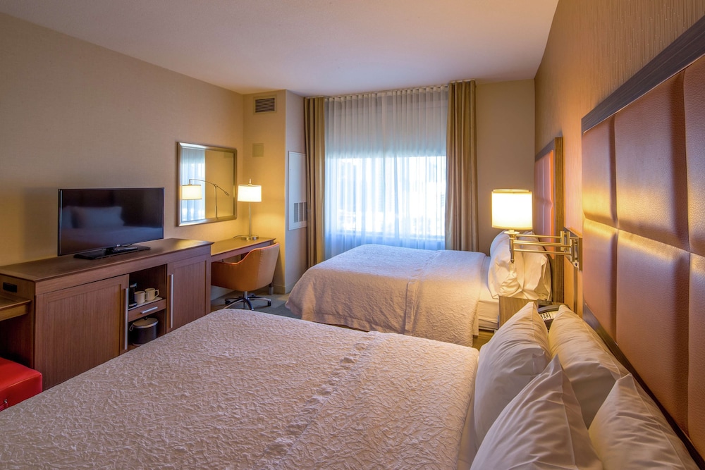 Hampton Inn Houston Downtown - photo 8