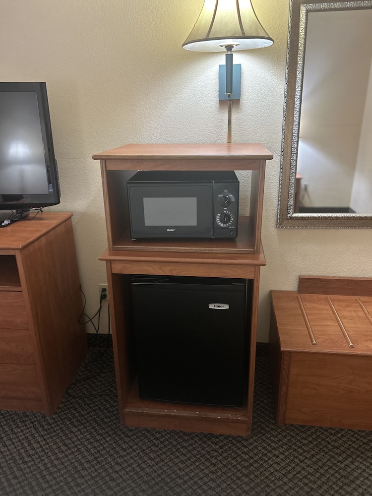 Holiday Inn Express Las Vegas Nellis by IHG - photo 13