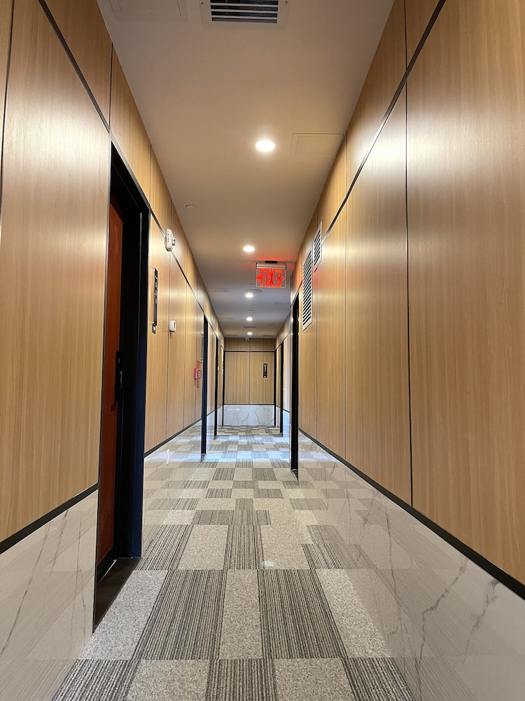 Liberty View Brooklyn hotel - photo 23