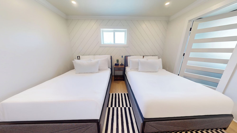 The Surf Club - photo 2