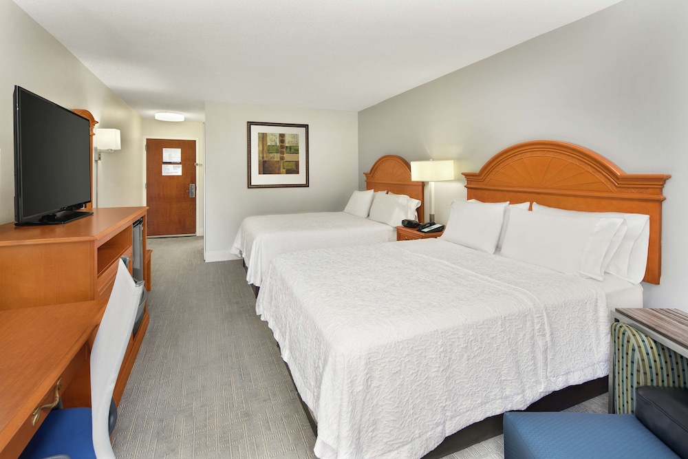 Hampton Inn Atlanta Newnan - photo 14