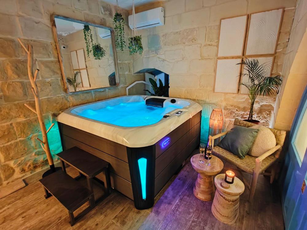 Ta' Ġilarda Boutique Living — 4-Star Luxury Hotel in Gharb, Malta