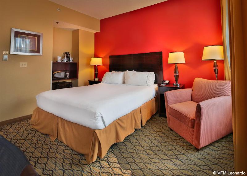 Holiday Inn Express Baltimore Downtown - photo 27