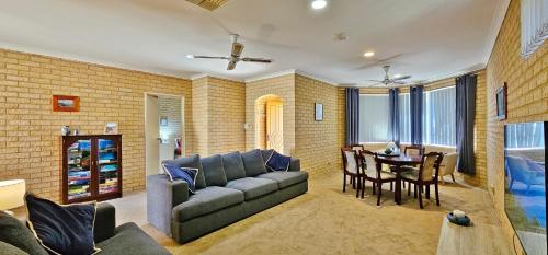 Mbale Kalbarri WA — hotel in Kalbarri