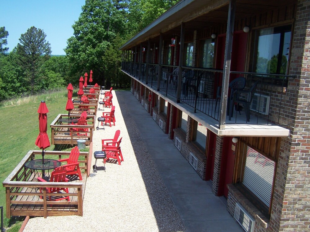 Pointe West Resort Motel - photo 41