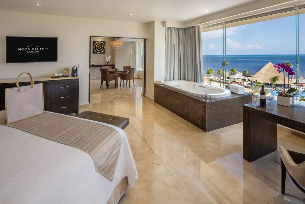mpn Room Superior Governor Suite Bedroom