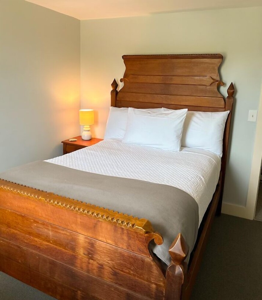 The Historic General Stanton Inn - photo 16