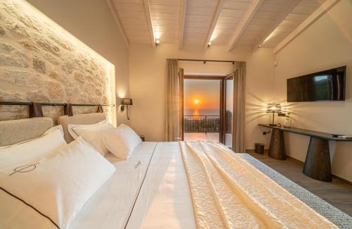 Horizon Retreat in Unknown City, Greece