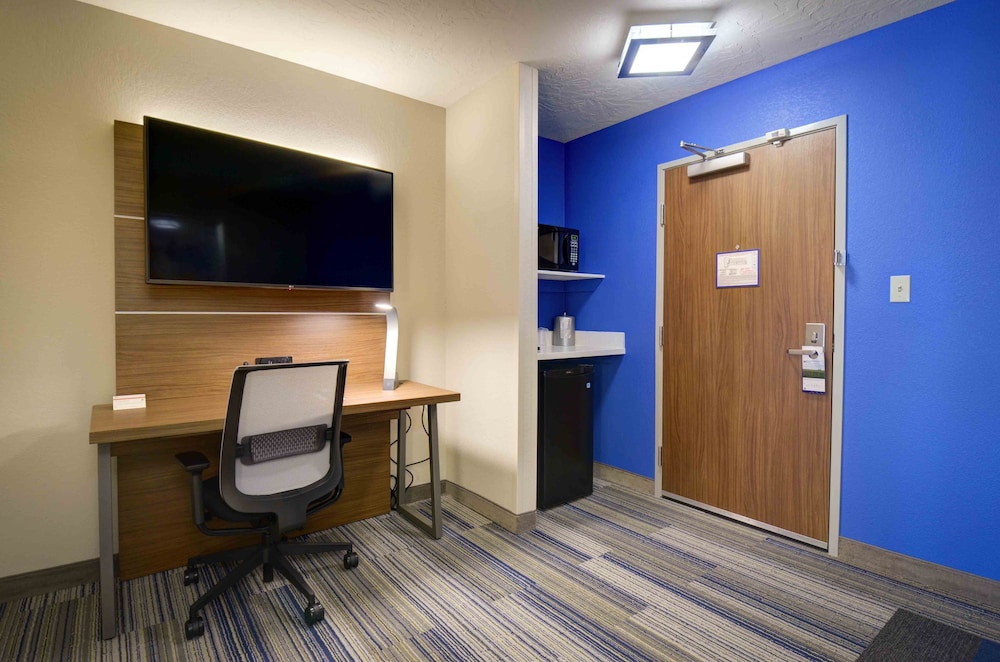 Holiday Inn Express & Suites North Platte by IHG - photo 4