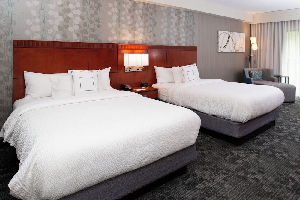 Courtyard by Marriott High Point - photo 10