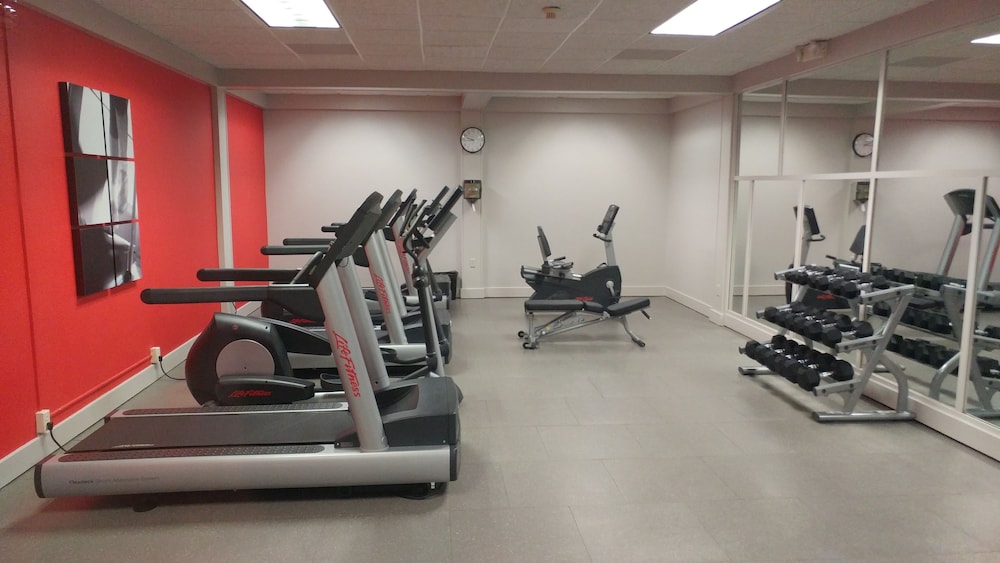 Radisson Hotel Louisville North - photo 21