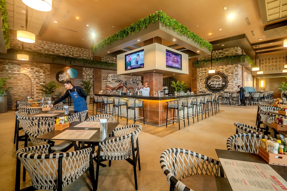 Sports bar