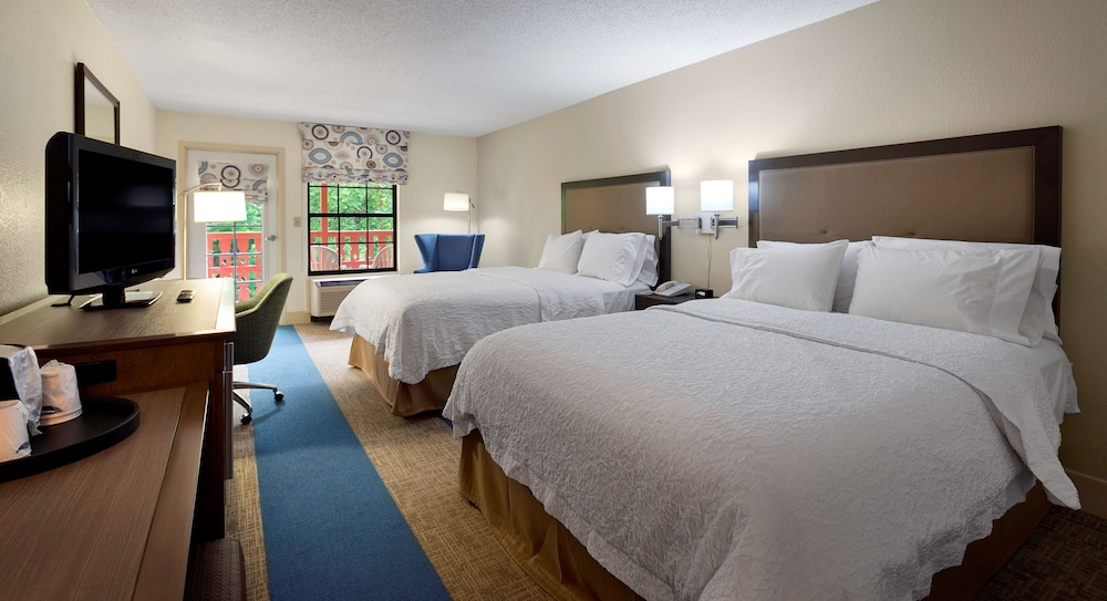 Hampton Inn Helen - photo 16