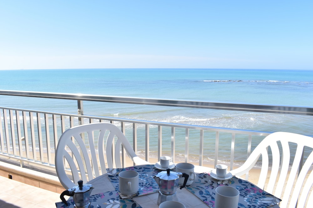 Casa Donna Titina — 4-Star Luxury Hotel in Santa Croce Camerina, Italy