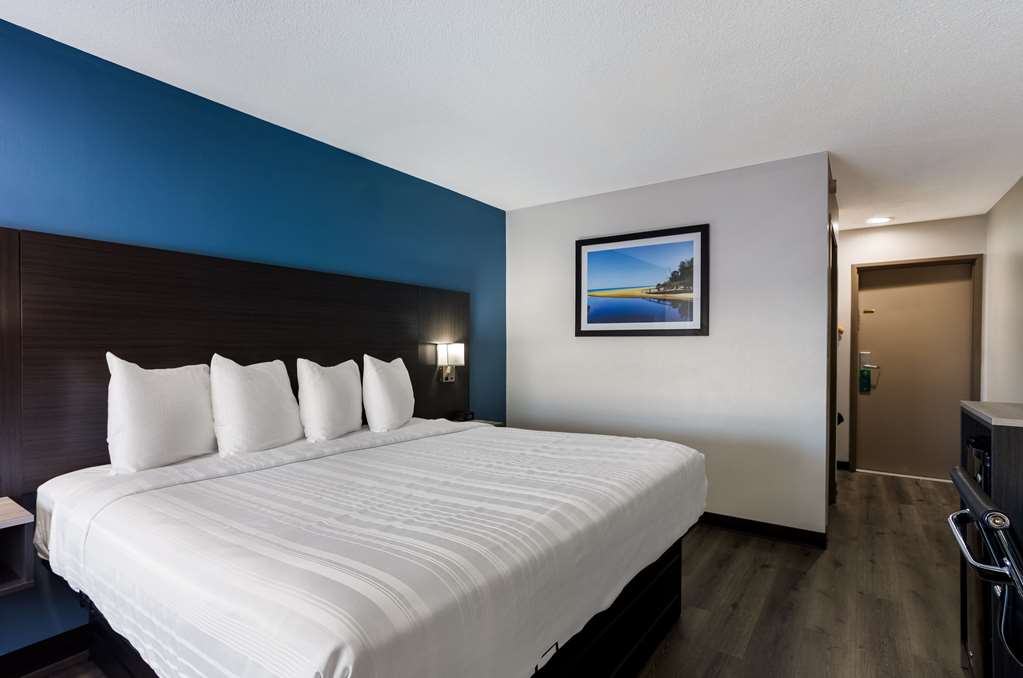 Quality Inn South Bend near Notre Dame - photo 16