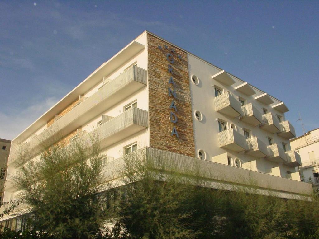 Hotel Granada - last minute hotel in Milano Marittima