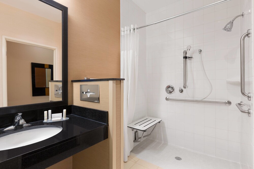 Comfort Inn & Suites Houston North Spring - photo 12