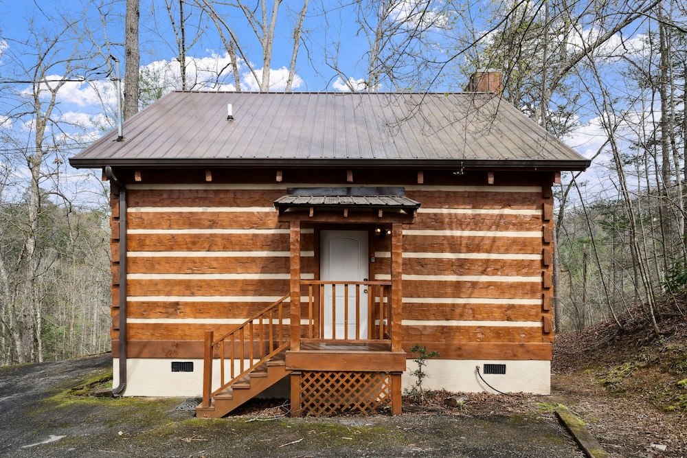 An Affair To Remember 1 Bedroom Cabin by Heavenly Views Resort - photo 28