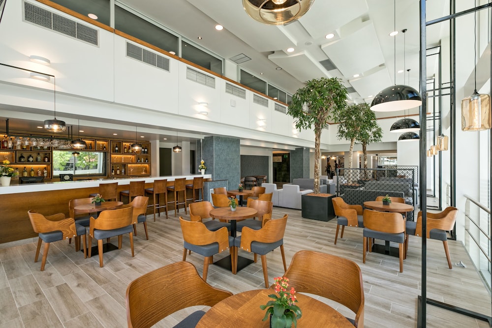 מזון ומשקאות