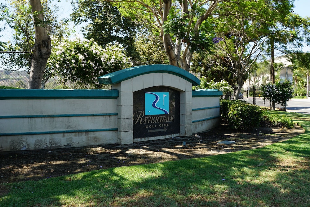 The Atwood Hotel San Diego SeaWorld Zoo - photo 22