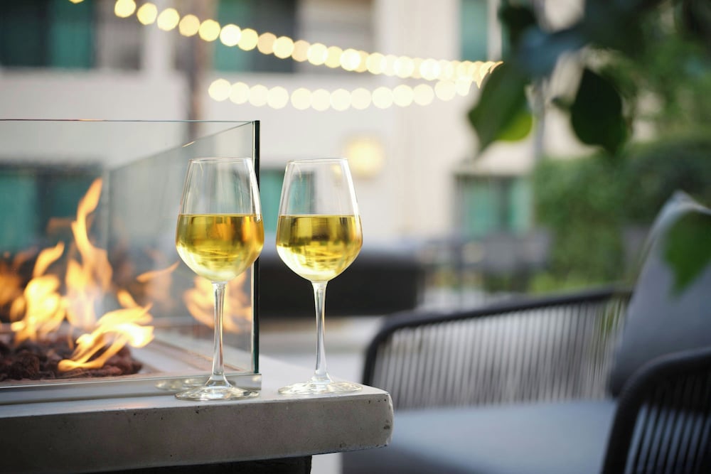 Courtyard by Marriott Pasadena Old Town - photo 47
