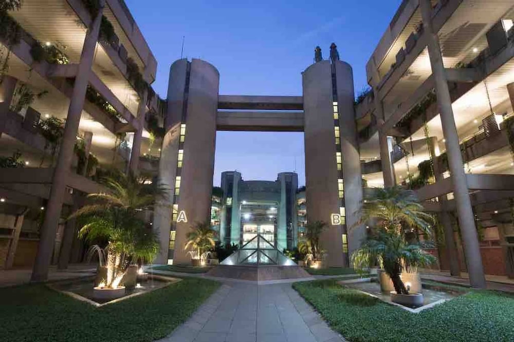 Loft in Siwar zouk 2 Minutes From Hotel Le Royal dbayeh by car in Unknown City, Lebanon