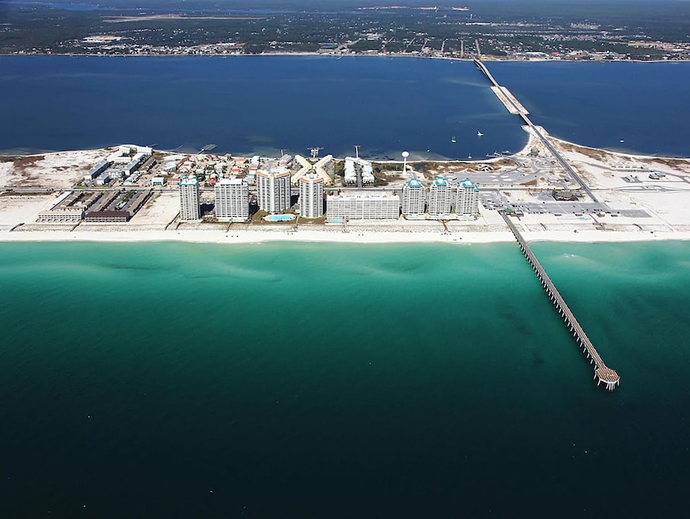 Summerwind Center 1301 — 4-Star Luxury Hotel in Navarre, United States