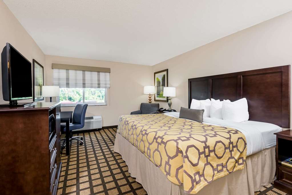 Baymont by Wyndham Erie - photo 8