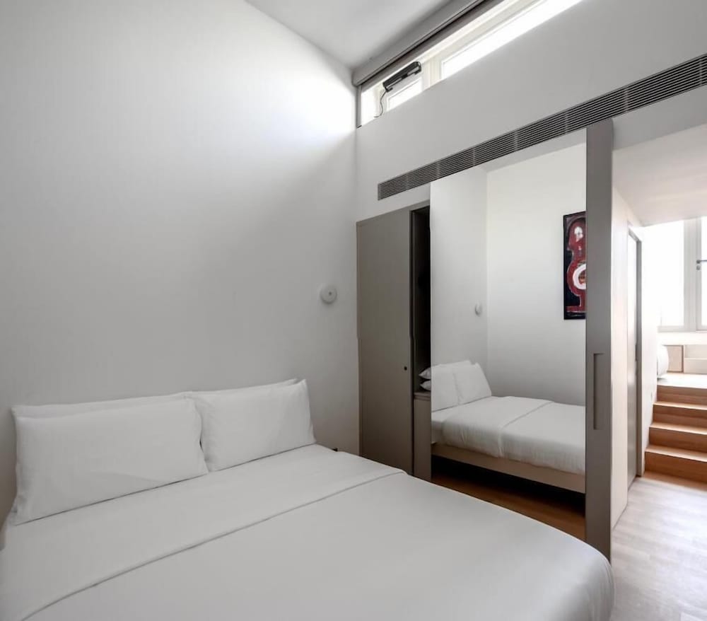 Stilla 6 Triq San Lazzru — 4-Star Luxury Hotel in Cospicua, Malta