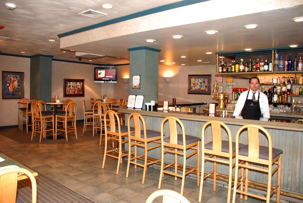 Oakland Airport Executive Hotel - photo 51