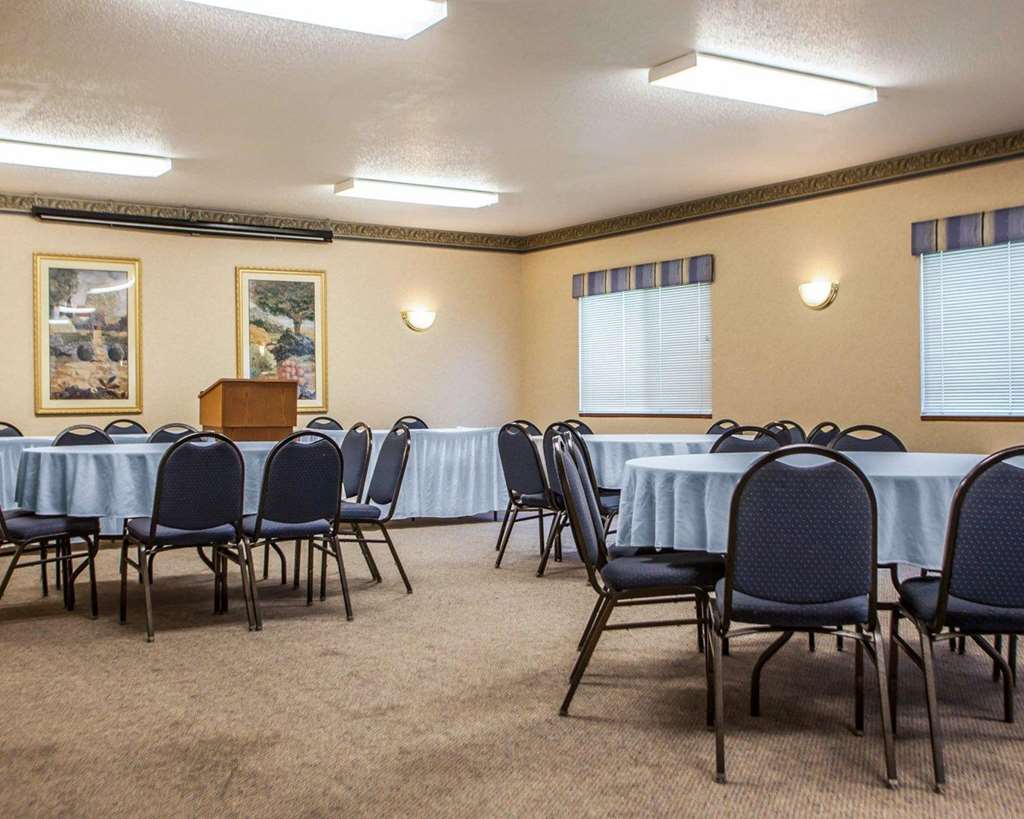 Quality Inn & Suites Eldridge Davenport North - photo 34