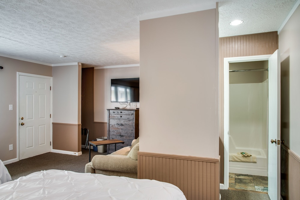 Boxwood Lodge - photo 21