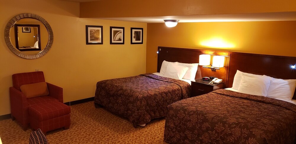 Regal Inn Coffeyville - photo 13
