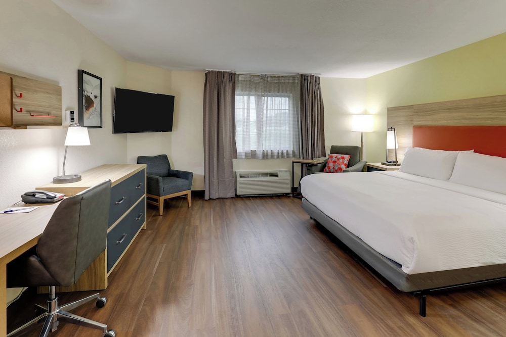 Candlewood Suites Lexington an IHG Hotel - photo 4