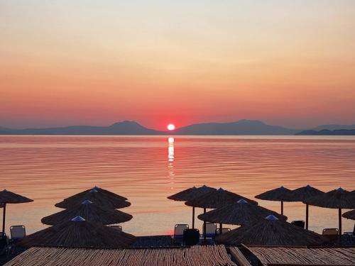 Sea Kiato Apartment — 4-Star Luxury Hotel in Kiato, Greece