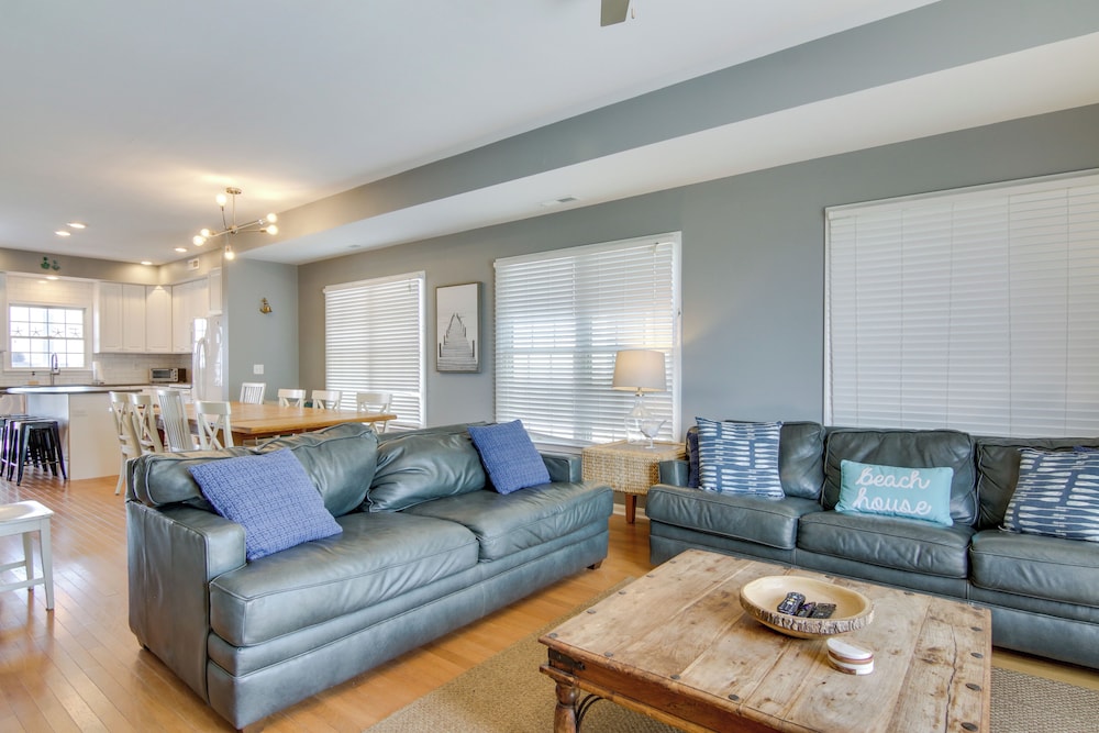 Bay view Retreat w 5 Balconies in Bethany Beach — hotel in Bethany Beach