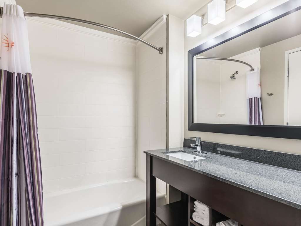 La Quinta Inn & Suites by Wyndham Walla Walla - photo 20