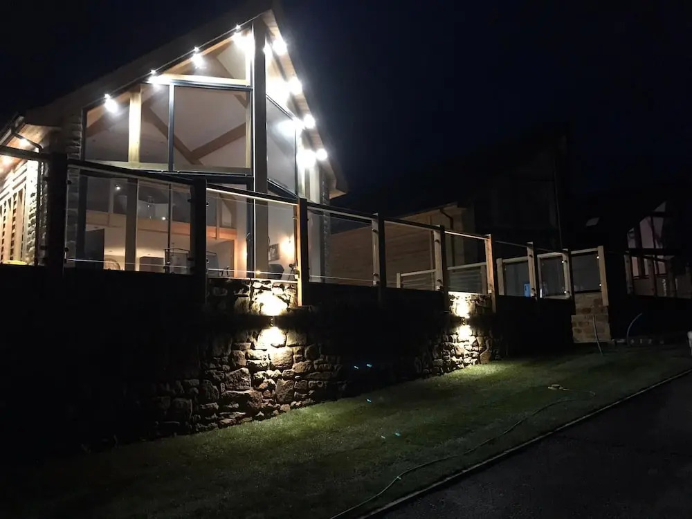 Pendle View Sleeps 8 With Hot Tub — Longridge