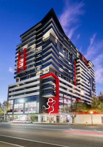 The Apartment Complex — 4-Star Luxury Hotel in Adelaide, Australia