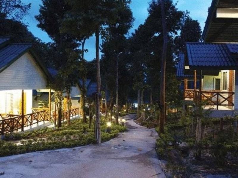 Mountain View Resort - carbon neutral hotel in Krabi