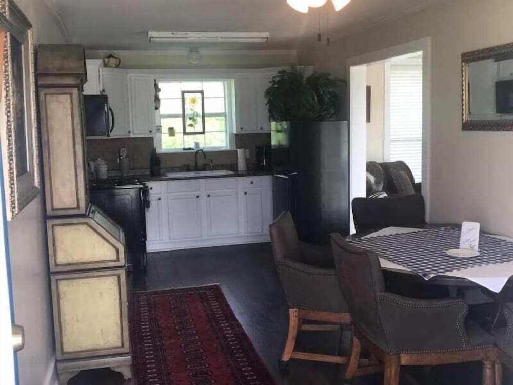 Lillian Farms Bed & Breakfast - photo 40