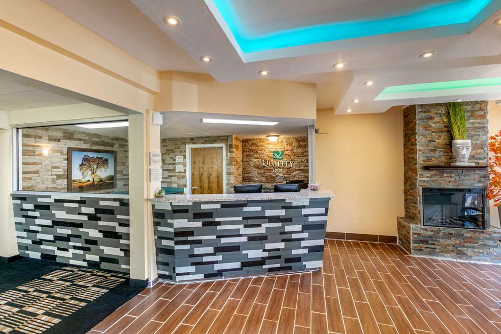 Quality Inn Rawlins I 80 - photo 11