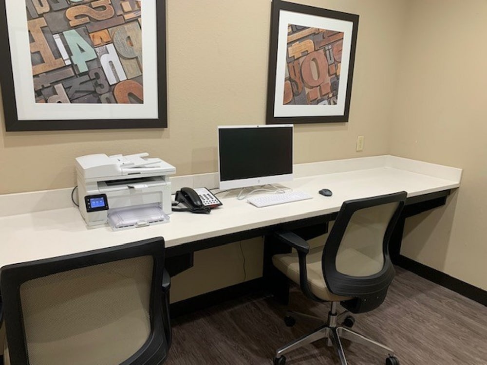 Candlewood Suites Austin North 290 & I 35 - photo 34