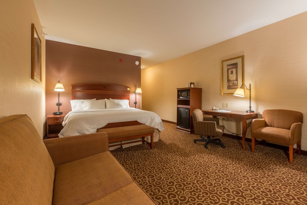Hampton Inn Goshen - photo 13