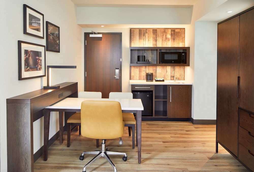 Embassy Suites by Hilton Nashville Downtown - photo 48