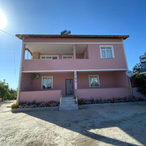 Elibol Pansiyon in Ezine, Turkey