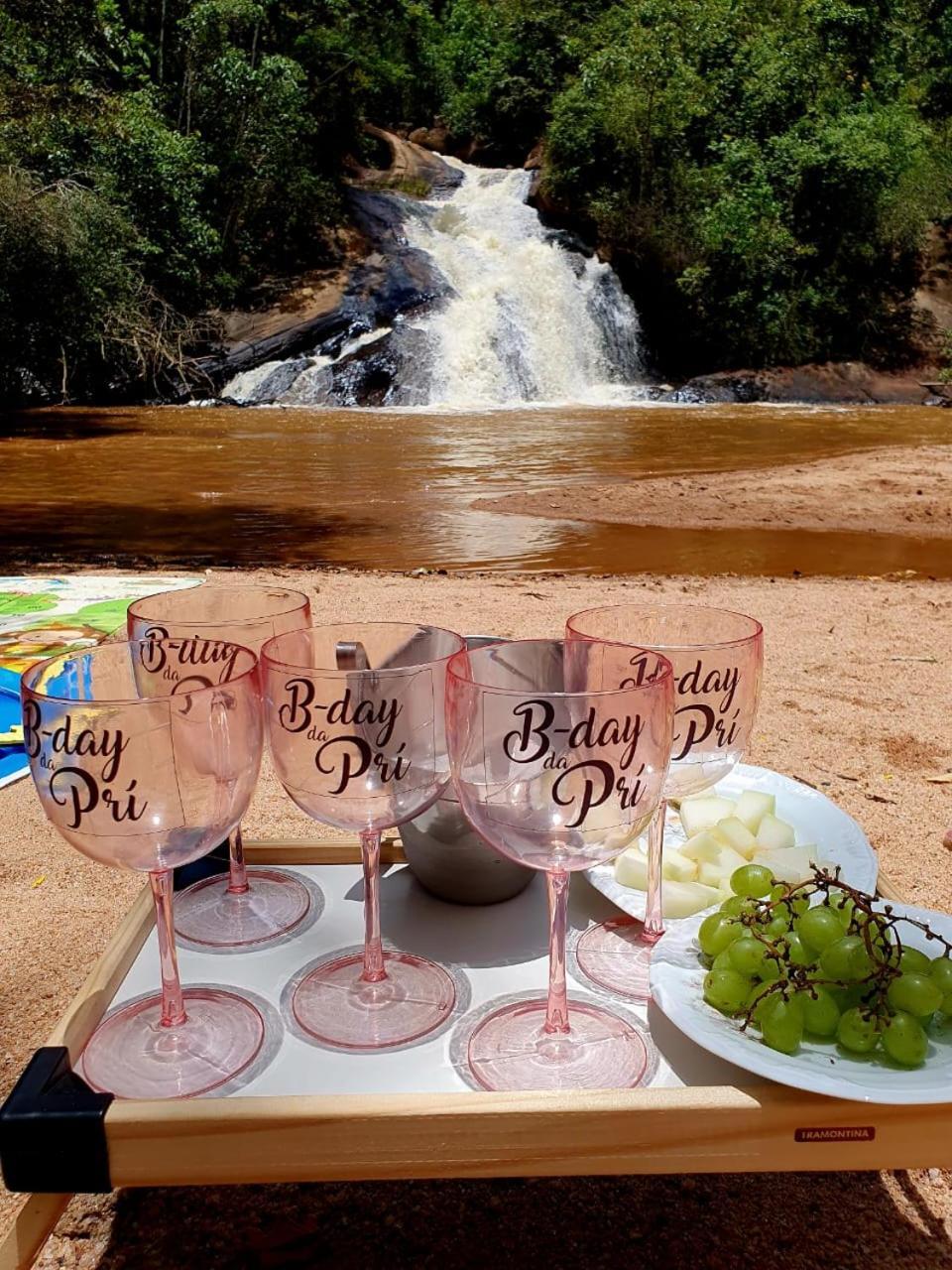 Casa de Campo Banheira Lareira E Cachoeira — 4-Star Luxury Hotel in Domingos Martins, Brasil