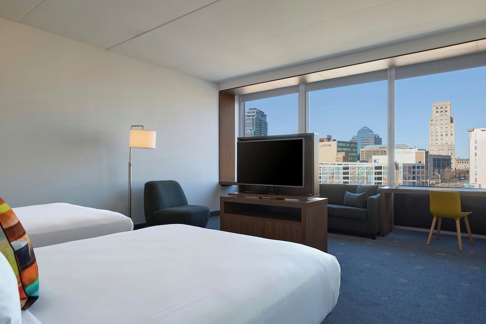 Aloft Durham Downtown - photo 11